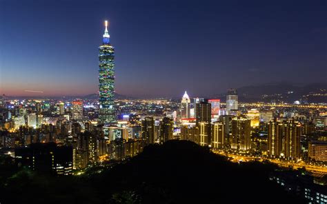 Sksy taywan. Ji Wîkîpediya, ensîklopediya azad. Komara ÇînêTaywan welatekî li başûrî rojhilatê Asyayê ye. Serbajarê Taywanê Taipei ye. Li Wikimedia Commons medyayên di warê Taywan de hene. 