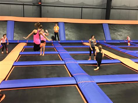 Sky zone indianapolis. Sky Zone EVANSVILLE is an indoor trampoline park who is located in EVANSVILLE Indiana. If you want to have a fun time this is an ideal place to come with friends and family. Address: 49 N. Green River Road Evansville, IN 47715-2401. Phone number: (812) 472-4515. Number of locations in Indiana: 8. Opening hours. Working Hours: 