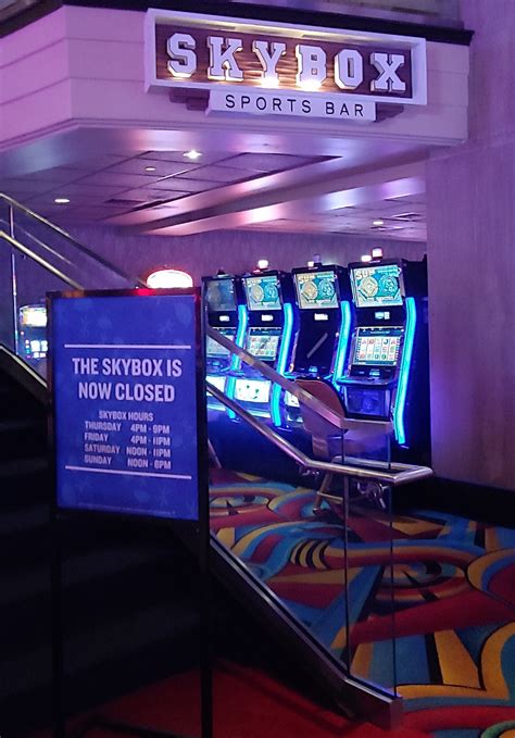 Skybox hollywood casino