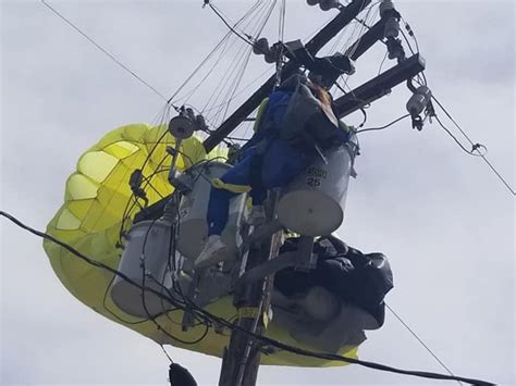 Skydiver crash-lands in power lines near Lake Elsinore