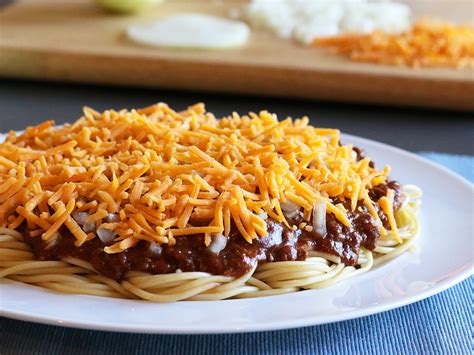 Skyline.chili. Skyline Chili is a beloved dish that originated in Cincinnati, Ohio. Unlike traditional chili, this dish is characterized by its smooth and slightly sweet sauce, fragrant spices, and a … 