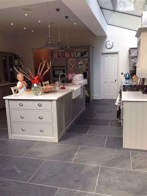 Slate kitchen floor. With excellent quality and a huge variety of colours, slate floor tiles promise to enrich your space without putting a strain on your pocket as they are economical as compared to other natural stone flooring ... One can opt for slate bathroom tiles, kitchen wall tiles and outdoor paving tiles in this material to achieve an elegant, … 
