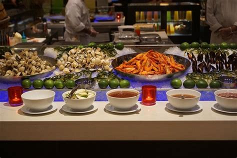 Slay the Buffet: Your Eat-All-You-Can Guide to The Café, Hyatt Regency