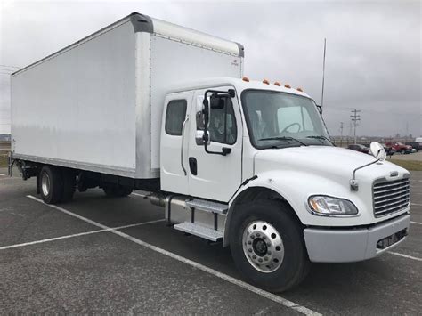 Sleeper cab 26 ft box truck with sleeper. *SOLD VEHICLE*Stock #T2038You can call or text us at 303-390-0766.To view our full inventory visit our website https://www.dastrucks.net/Thanks for watching!... 