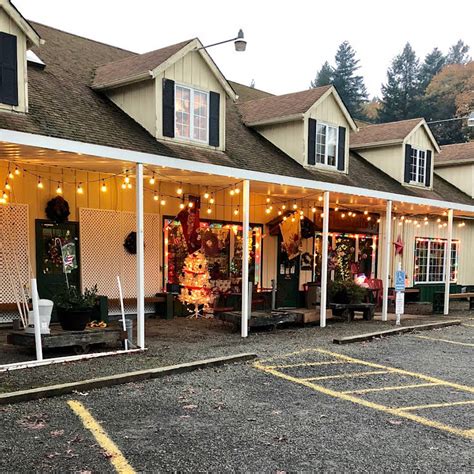 Sleighbells sherwood oregon. If you’re a wine enthusiast looking for a unique tasting experience, look no further than downtown Hood River, Oregon. This charming town is nestled in the heart of the Columbia Ri... 