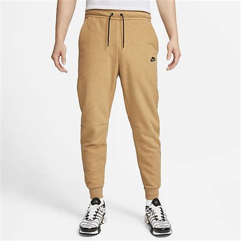 Slim Cold Weather Joggers & Sweatpants. Nike PT