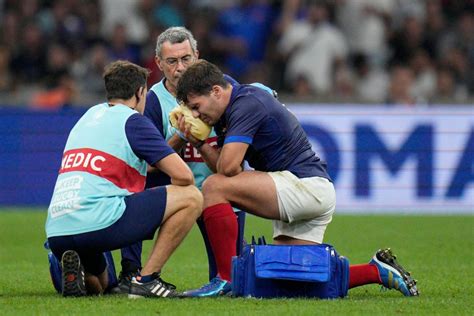Slippery stairs, spider bite, tackles and bad luck knock out players at the Rugby World Cup