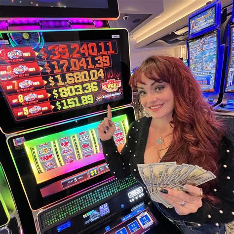 Slot hopper natalie scott. Slot machines are a popular form of gambling. Learn about modern slot machines and old mechanical models and find out the odds of winning on slot machines. Advertisement Originally... 