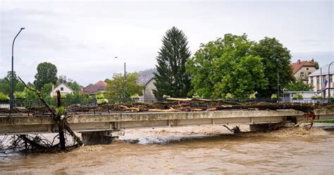 Slovenia prime minister estimates flood damage at over €500M