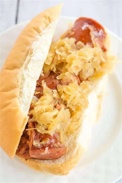 Slow Cooker Kielbasa and Sauerkraut with Beer