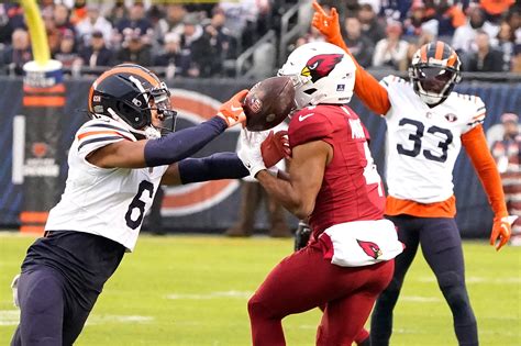 Slow day for wide receivers as the Bears beat the Cardinals 27-16