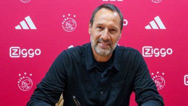 Slumping Ajax turns to former player John van ’t Schip as coach for rest of calamitous season
