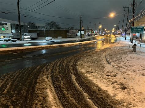 Slushy and icy roads Friday morning for Chicago area