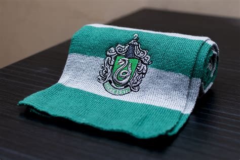 Slytherin Muffler - Carnival