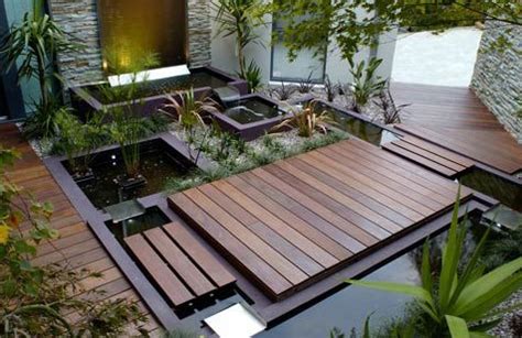 Small Deck Design Ideas with a Water Feature