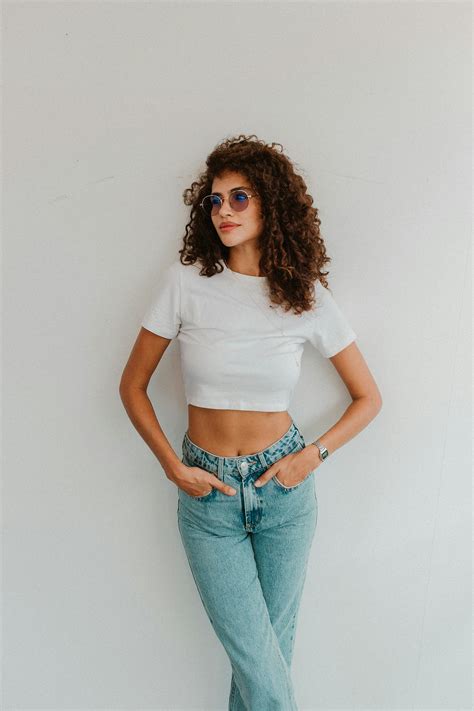 Small breasted women