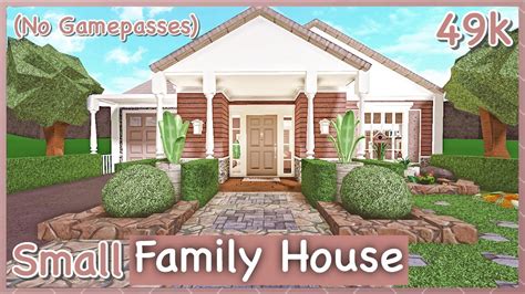 Small family house bloxburg. Feb 12, 2022 · *.¸¸.*♡Click Here!♡*.¸¸.*Hai beauties! I hope you enjoyed this bloxburg 1 story modern family farmhouse home! Keep reading for more details about the build~!... 
