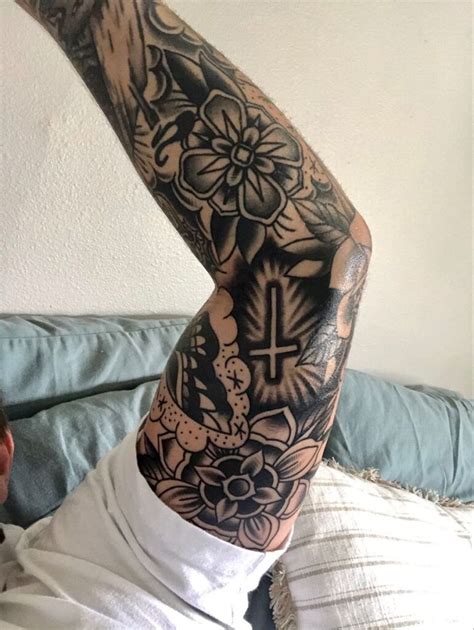 To make sure you know exactly what you want, read on and take some inspiration from the 25+ coolest sleeve tattoos. 1. Half Sleeve. The half sleeve, as the name suggests, is a sleeve of tattoo that takes up half of your arm. This is commonly found on the wrist to elbow but isn't uncommon from the elbow to the shoulder.. 