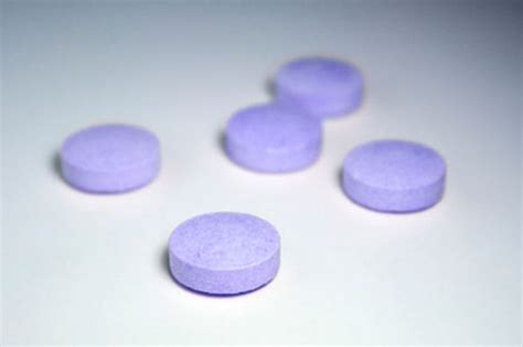 Small purple round pill. Oral contraceptives use hormones to prevent pregnancy. Progestin-only pills have only the hormone progestin. They do not have estrogen in them. Oral contraceptives use hormones to ... 