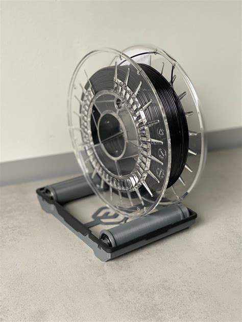 Small spool holder 3d print.  Its sturdy triangular frame The purpose of the inner r...