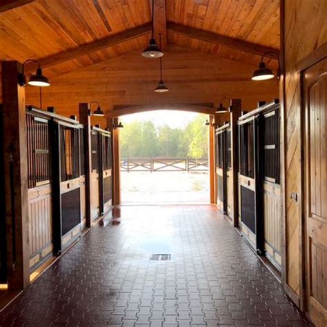 Smart Choices in Horse Barn Aisle Footing - Info Horse