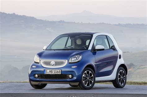 Oct 1, 2018 · New Smart ED Delayed for at Least a Year. Daimler’s much-maligned smart car has received a desperately-needed overhaul for the 2016 model year but unfortunately the brand’s entire lineup has ... 