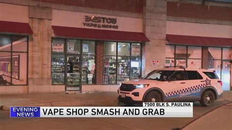 Smash-and-grab reported at Auburn Gresham vape shop
