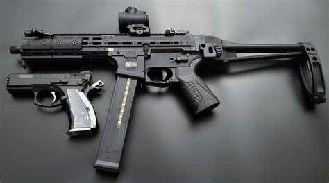 Smg-45. ข่าวสั้นๆ. LWRC "New" SMG-45 Pistol Caliber Carbine. เป็นปืนกลมือที่ผสมรูปแบบของ AR-15 และ Heckler & Koch UMP ซึ่งออกแบบและผลิตโดย LWRC International สหรัฐอเมริกา เพิ่งเปิดตัว ... 