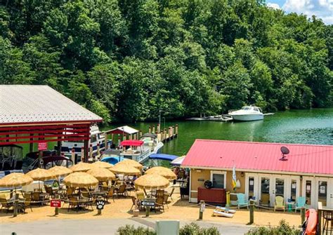 Smith Mountain Lake – Crystal Shores Marina Resort at Smith Mountain Lake