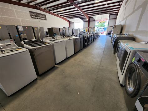 Wide Range of Choices. Lowe's carries a diverse selection of top home appliances, ensuring that you can find the perfect fit for your needs and preferences. Whether you're looking for refrigerators, ovens, dishwashers, or washers and dryers, you'll have plenty of options to choose from. High-Quality Brands.