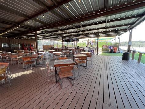 Smoke BBQ + Skybar - Restaurant 18745 Redland Rd, San Antonio…