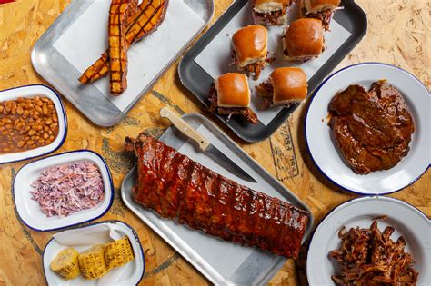 Smokin bones bbq. Find a Smokey Bones. Search by City, State or Zipcode. Use my Location. Find a Smokey Bones near you for takeout, curbside pick-up, dine-in or delivery. 