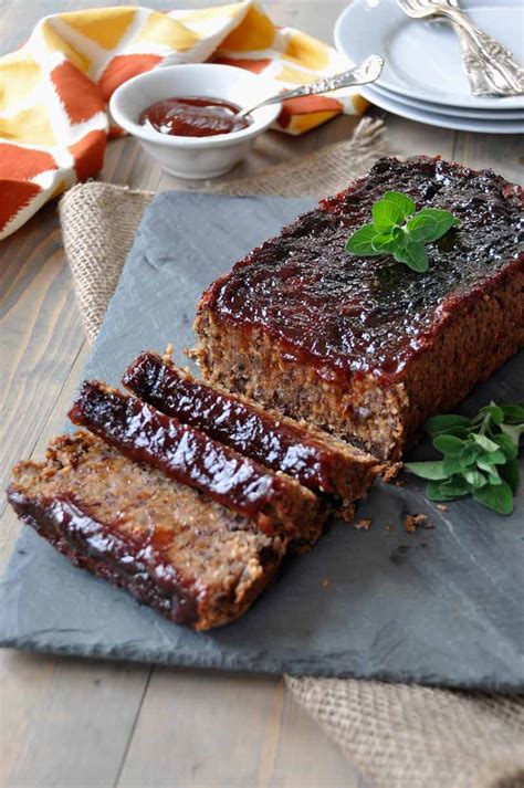 Smoky Southern-Style Meatless Meatloaf - Veganosity