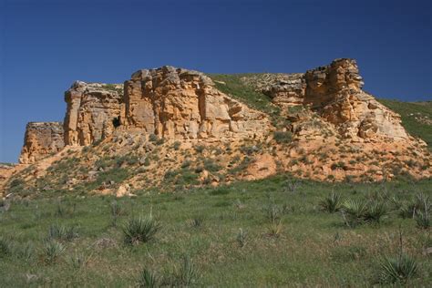 The Smoky Hills region in north-central Kansas encompasses a range of 