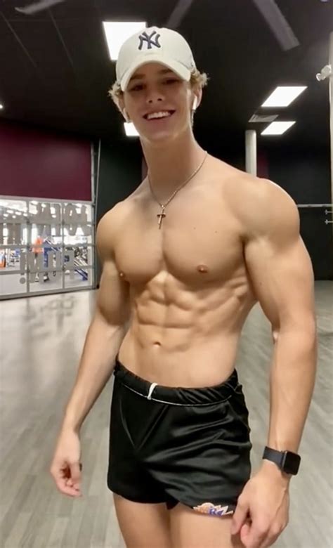 🍑 Smoothtwinkboyy Onlyfans Leaked (SEX)