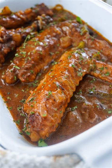 Smothered turkey wings. Things To Know About Smothered turkey wings. 