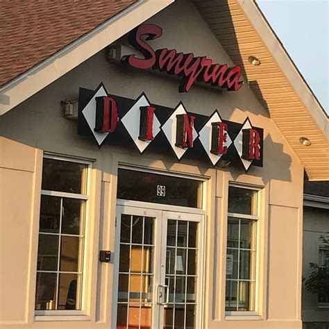 Smyrna restaurants. In 2019, food and drink sales in the United States were worth 773 billion U.S dollars. Then the COVID-19 pandemic hit and sales declined. Before the pandemic, American households s... 