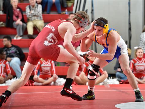 Smyrna wrestling turns up intensity in win over rival CR