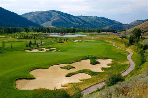Snake river sporting club. Snake River Sporting ClubMEMBER LOGIN. Forgot Password? Experience world class golf, fish a blue-ribbon, wild and scenic river, explore trails on horseback, on … 