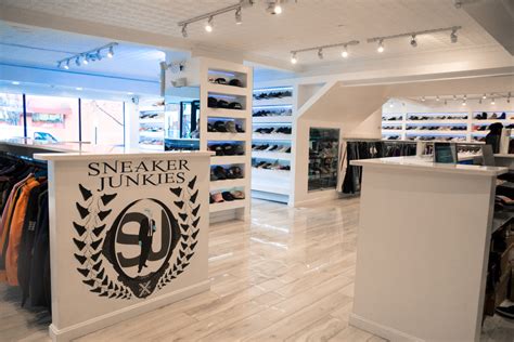 Sneaker junkies prov. 👟⭐ Sneaker Junkies likes more than 84 % of customers and is located on 976 Chapel Street, New Haven in United States of America. Do you want to call them? Try +1 203-691-8090. 