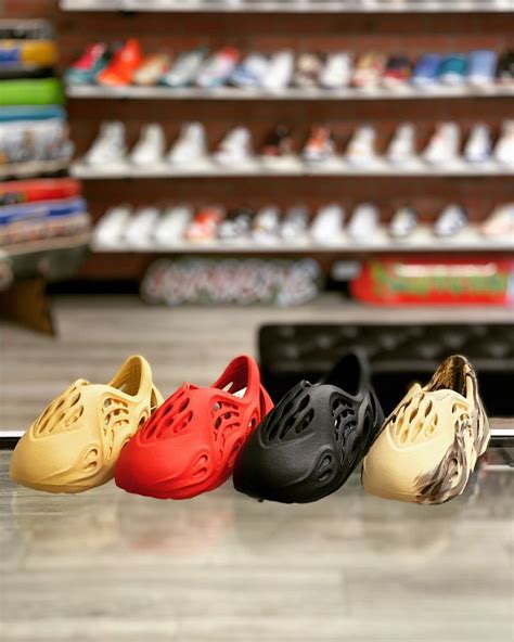 Sneaker riot. Sneaker Riots sells authentic shoes, or sneakers / kicks, such as Nike Dunks, Jordan Retros, Yeezys, Adidas, New Balance at the best prices on the resell market. We are are small veteran owned business located in downtown Clarksville, Tennessee. 
