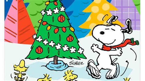 Snoopy Christmas Photos and Premium High Res Pictures - Getty …