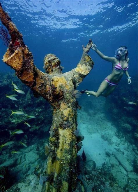 Snorkel or SCUBA Dive the Christ Statue in Key Largo - Island Ventures