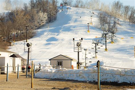 Snow creek missouri. Snow Creek, Weston, MO. 52,049 likes · 5 talking about this · 52,625 were here. Open Mid-December through Mid-March. Check our website for daily hours and rates. www.skisnowcreek.com 