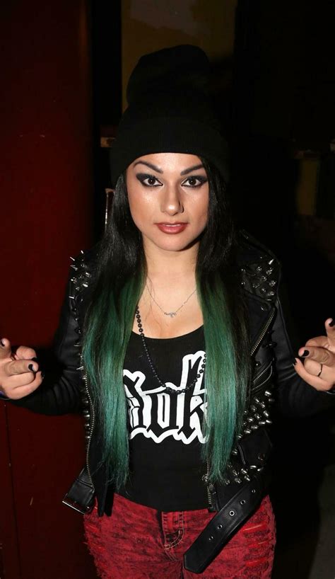 Snow tha product tour. Snow Tha Product has entered a global deal with Yvette Medina, ... a 32-city U.S. headline tour at the Palladium in Los Angeles and was also an opening act for Santa Fe Klan’s national tour. 