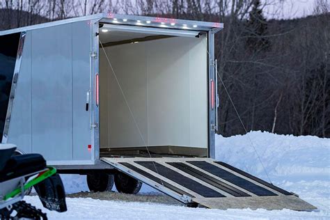 There are many different types of trailers that you can rent. From something to haul furniture across town to trailers to pull your car, here are some of the options that are avail...