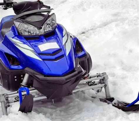 Snowmobile bogs at full throttle.  Make sure the fuel injector break-in time has ...