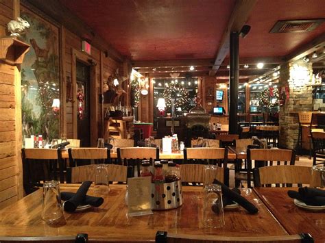 Snowshoe restaurants. Foxfire Grille, Snowshoe: See 499 unbiased reviews of Foxfire Grille, rated 4 of 5 on Tripadvisor and ranked #1 of 20 restaurants in Snowshoe. 