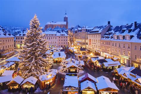 Snowy market