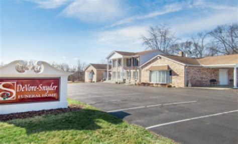 Snyder Funeral Homes ♥ Tending to Hearts. ♥ Family-owned Ohio burial & cremation service. ♥ Cutting-edge design & technology meets 100+ years of experience all backed by the most caring family in funeral service. ♥ Providing funerals, ... Sunbury, Ohio 43074 (740) 965-3936. 